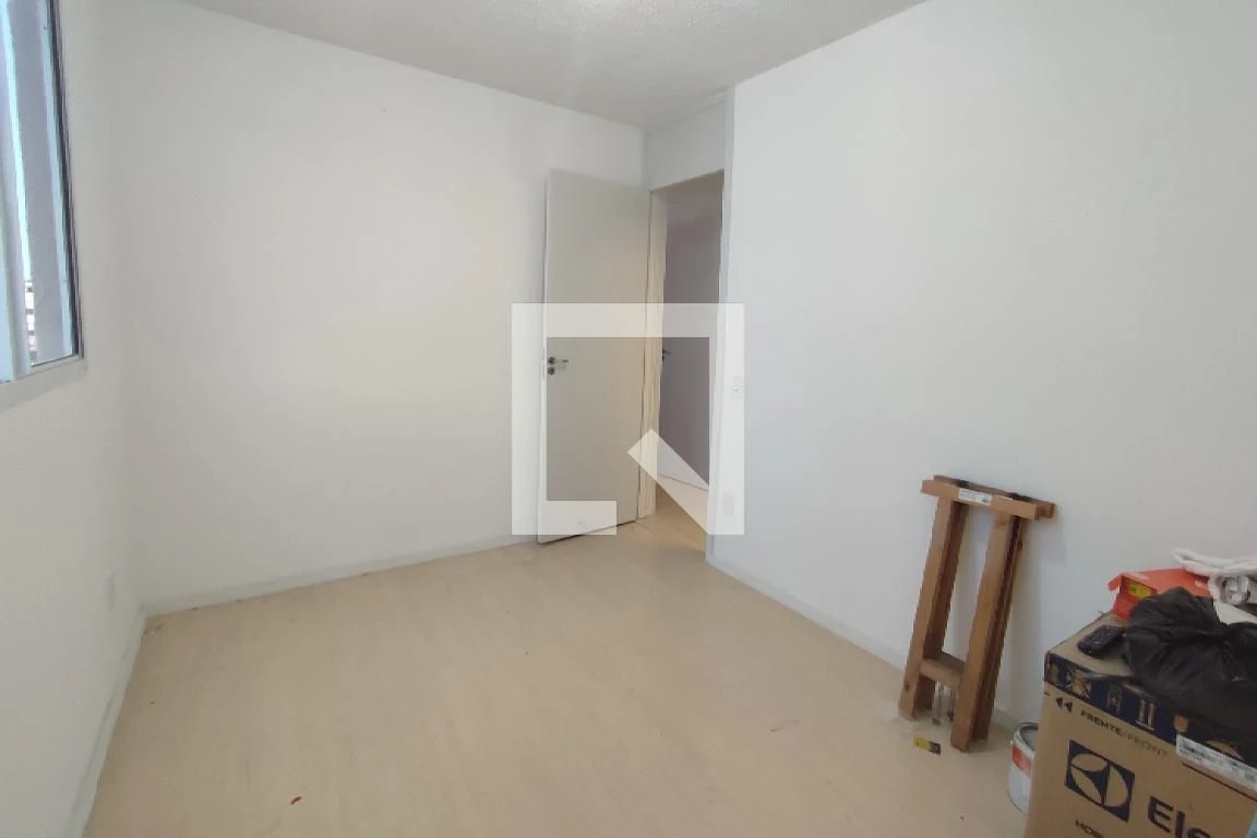 2-bedroom apartment in a building with a gym — photo 10