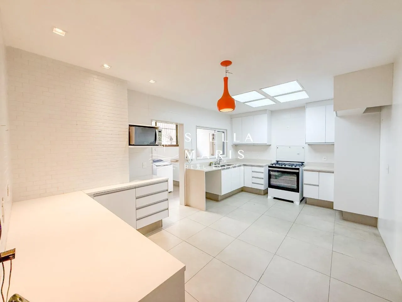 Apartamento com 3 quartos e cozinha a gás — photo 17