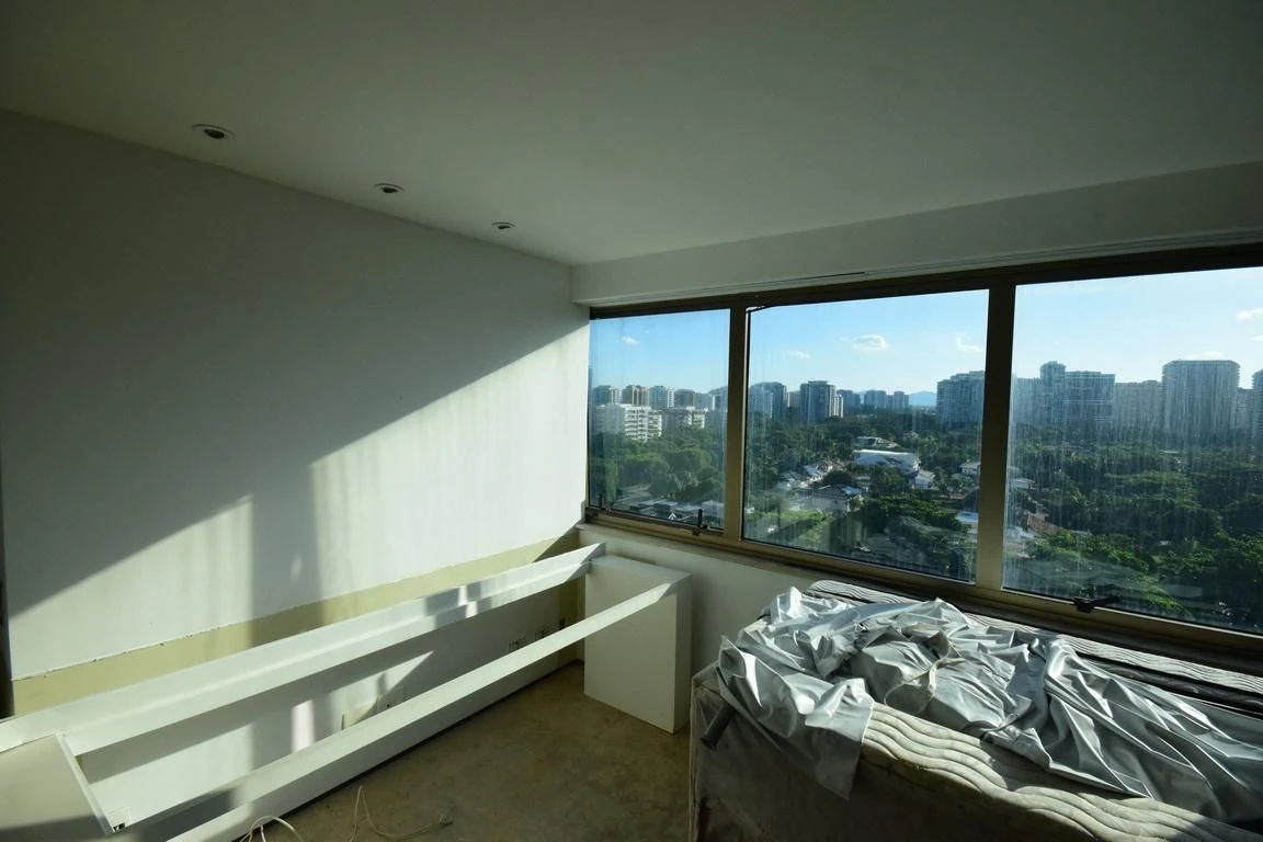 Furnished studio with 1 bedroom, 2 bathrooms and balcony — photo 11