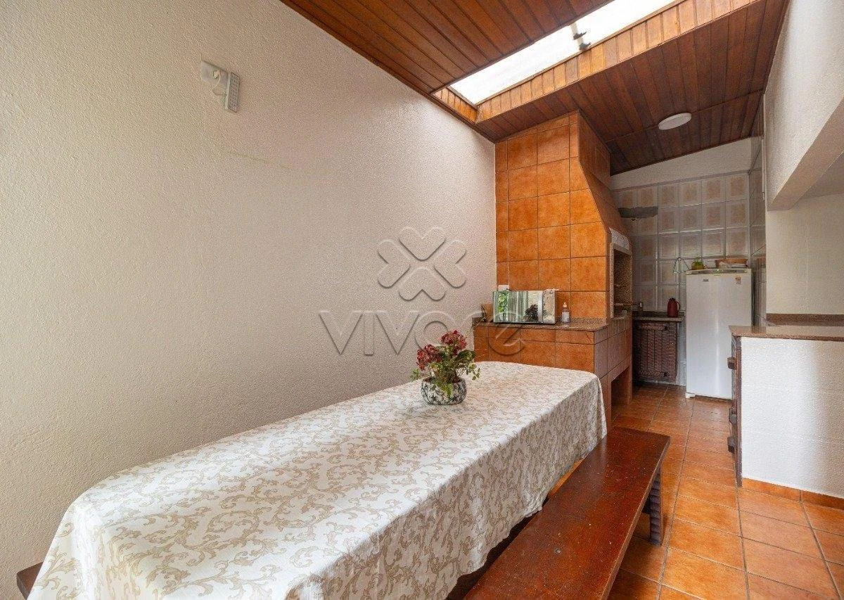 Apartment, 33 m², with a glass-enclosed balcony — photo 16