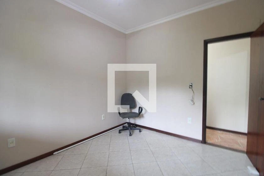 House, 370 m², with a grill on the balcony — photo 13