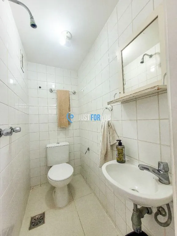 3-bedroom apartment 110 m² with enclosed balcony — photo 34