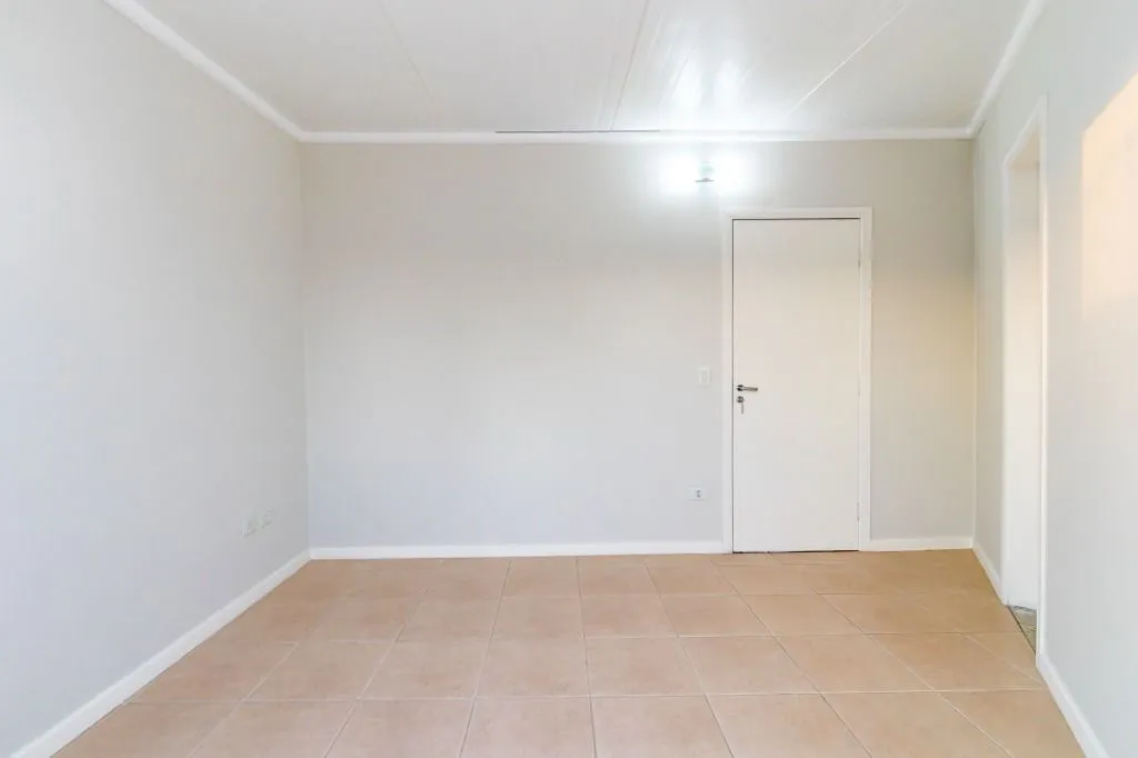 Unfurnished house with 4 bedrooms and 150 m² — photo 40