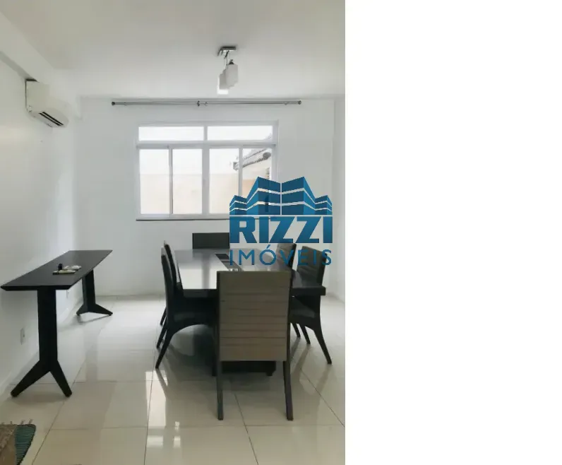 House with 4 bedrooms and a balcony with a built-in grill — photo 17