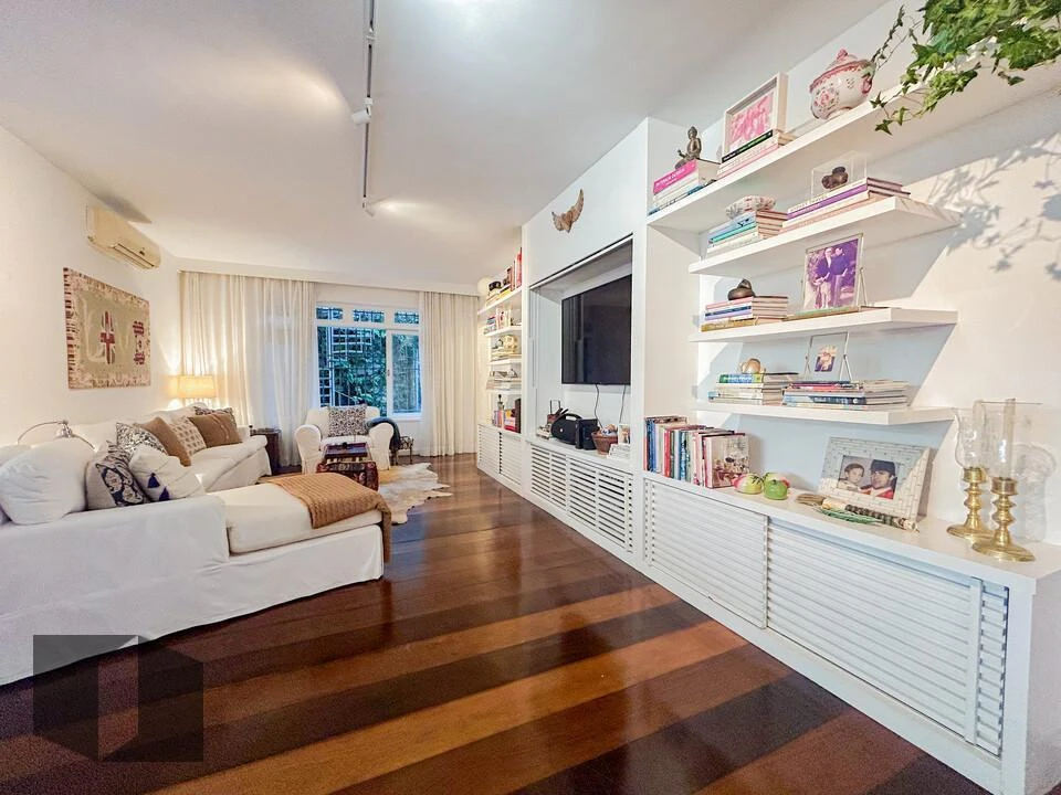 Casa triplex amueblada con 7 dormitorios y 5 suites — photo 20