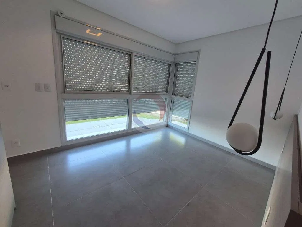 200 m² apartment with a dishwasher and a water view — photo 11