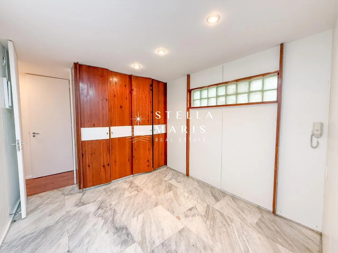Rental apartment with 3 bedrooms and 3 bathrooms — photo 20