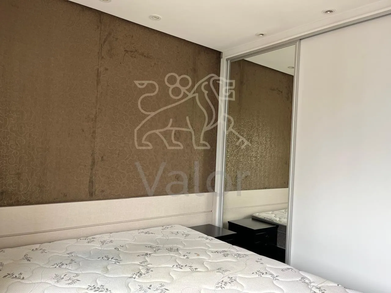 2-bedroom apartment in a building with a heated pool — photo 19