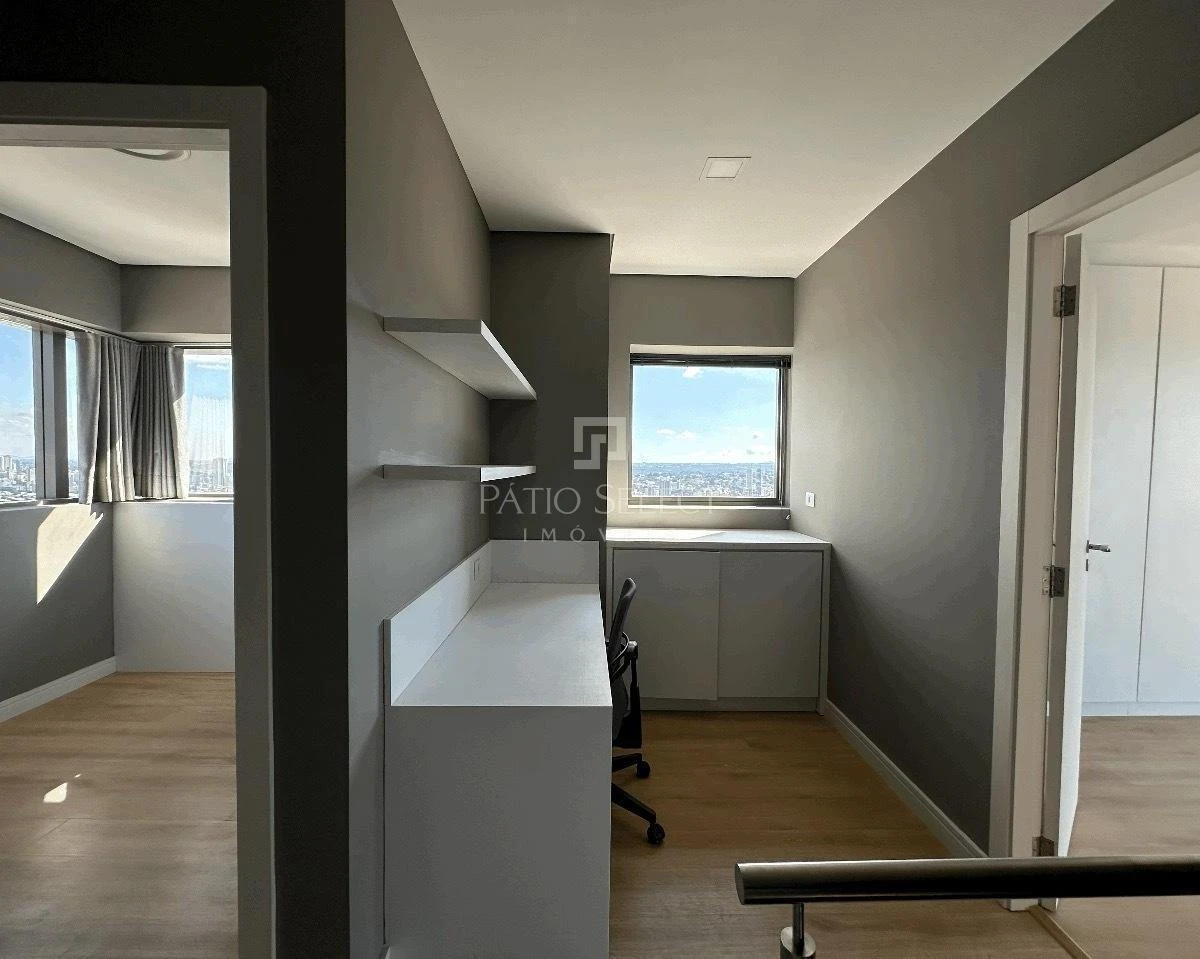 2-bedroom apartment with a bathtub in Curitiba — photo 21
