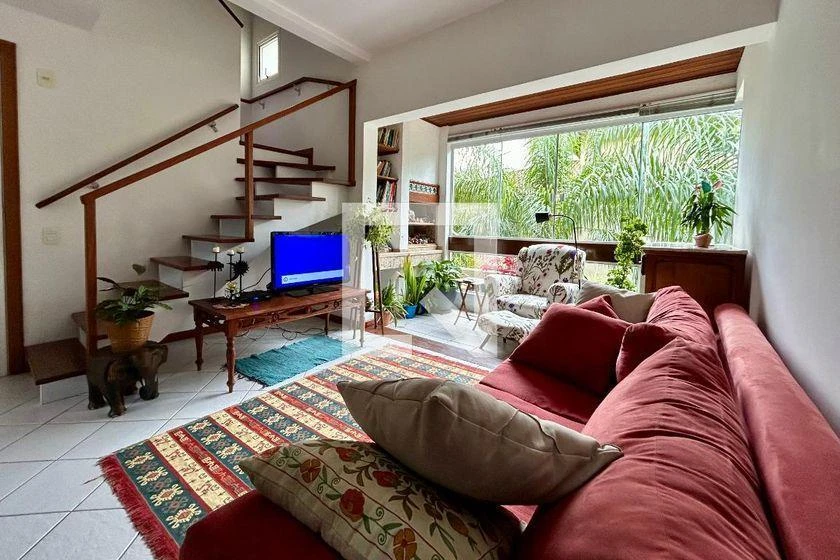 Furnished 3-bedroom apartment with 114 m² and 2 suites