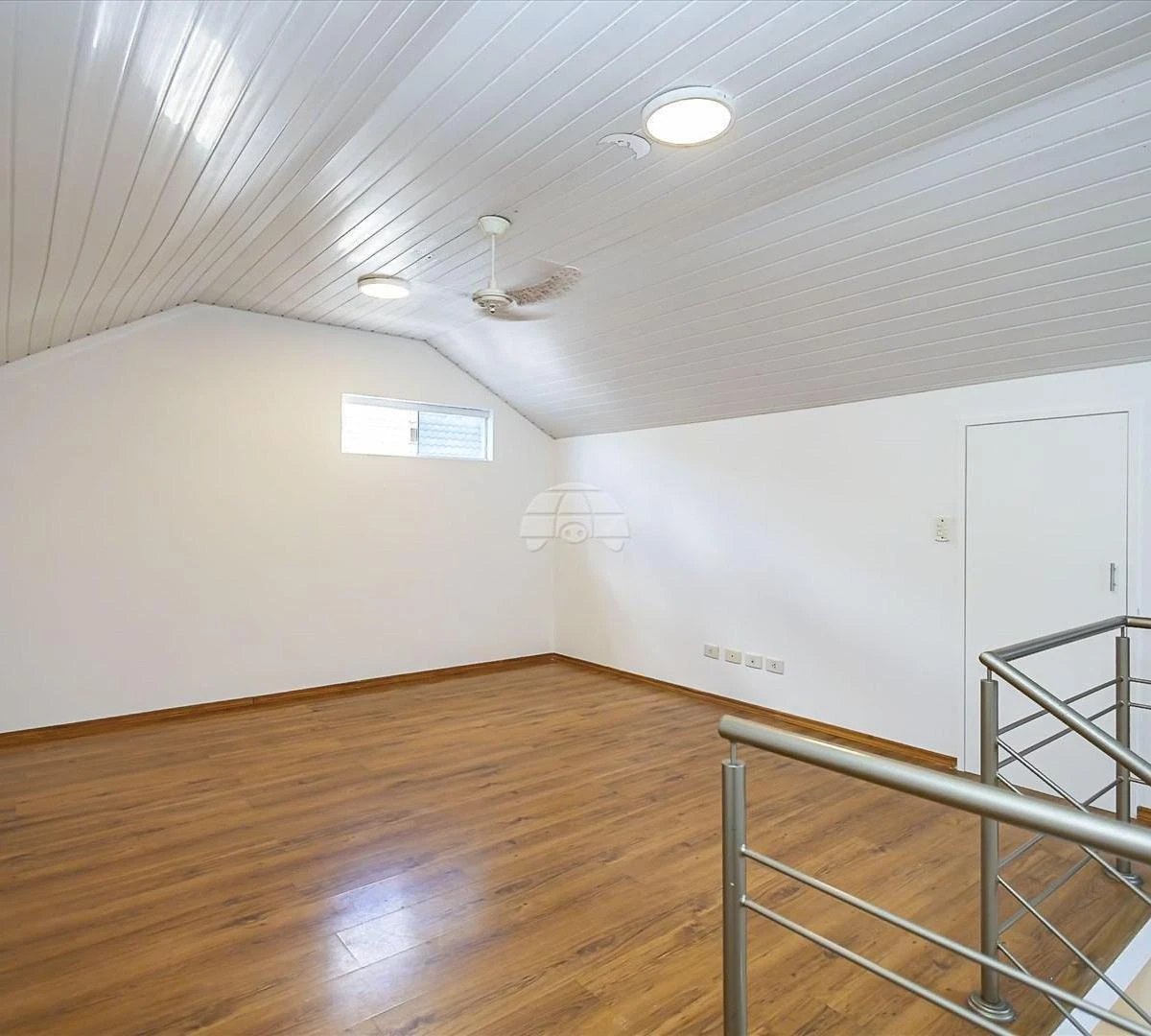 Furnished 158 m² apartment with a ready workspace — photo 17