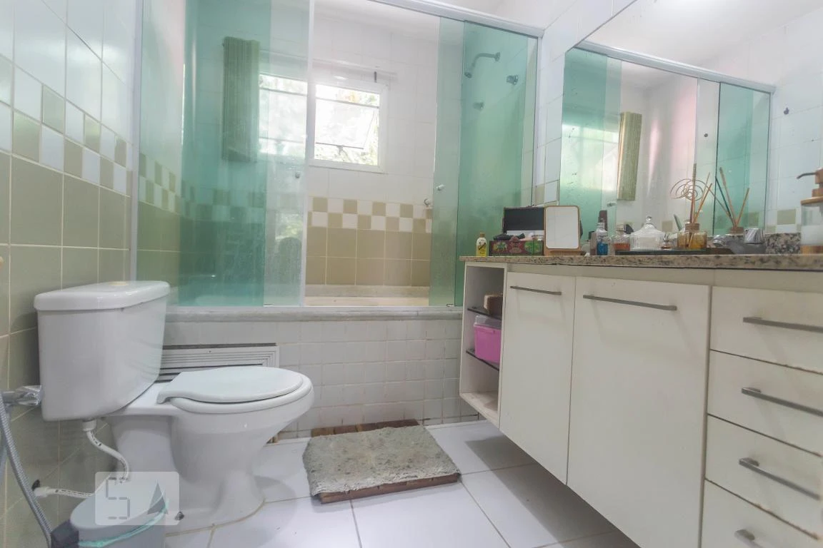 Furnished 680 m² house with 3 bedrooms — photo 33