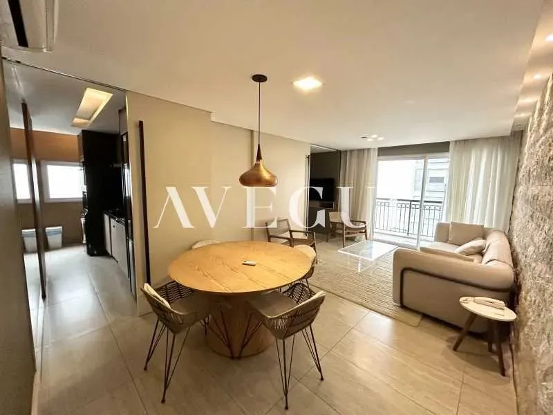 Furnished 2-bedroom apartment with a glassed-in balcony — photo 10