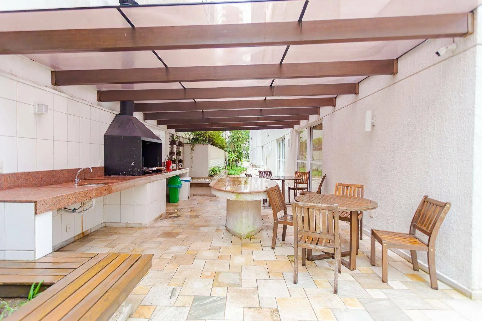 Apartamento mobiliado de 1 dormitório com 93 m² — photo 96