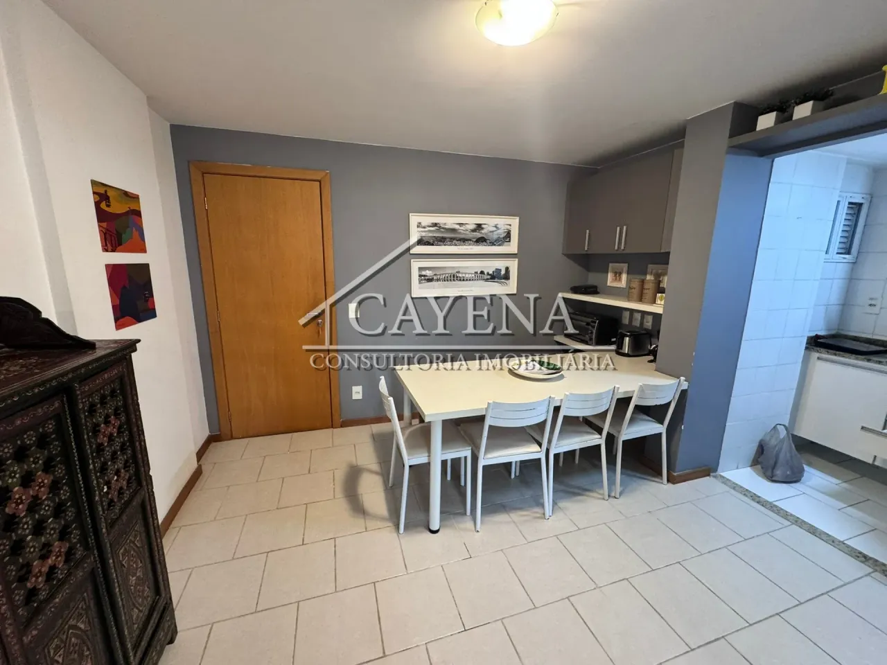 Furnished 1-bedroom apartment with open-plan kitchen — photo 6