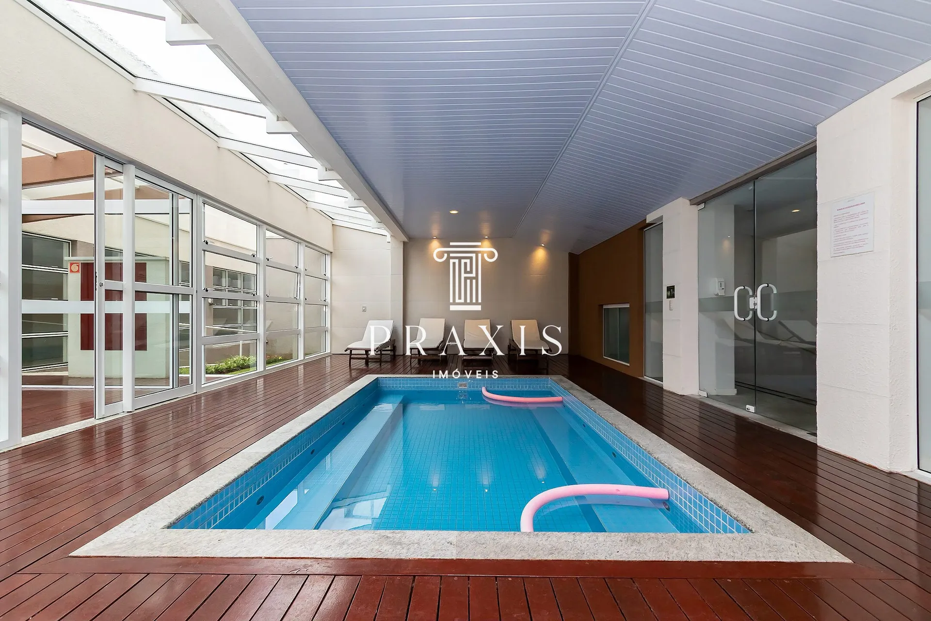 Apartment with 2 en-suite bedrooms and 3 bathrooms — photo 45