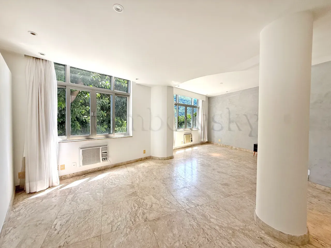 1 quarto e janelas do piso ao teto: apartamento de 55 m² — photo 12