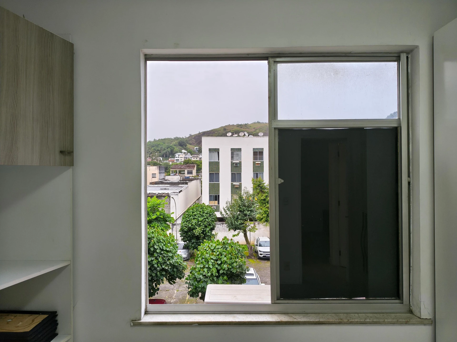 3-bedroom apartment with a park view — photo 24