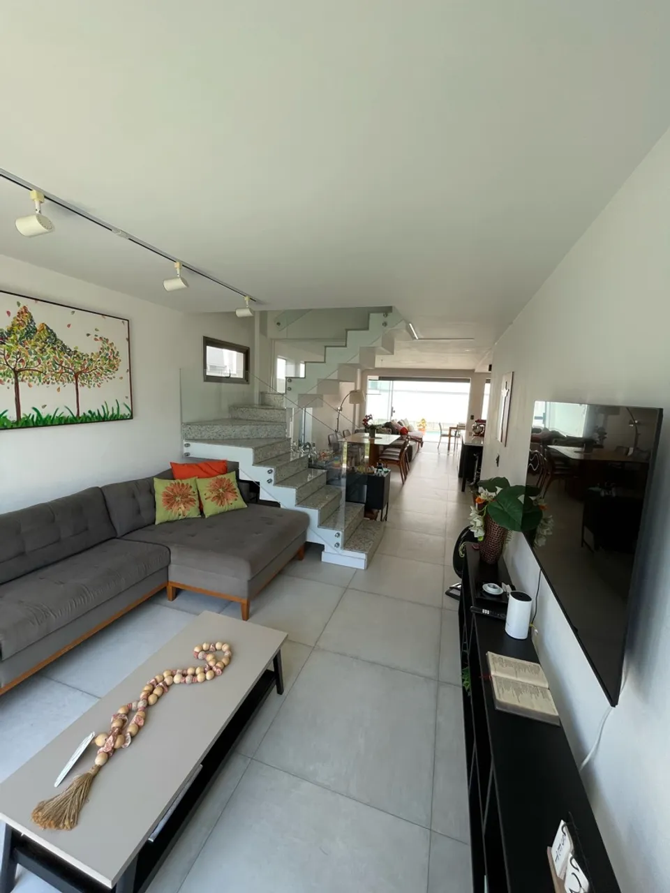 Furnished house, 280 m², with a home office