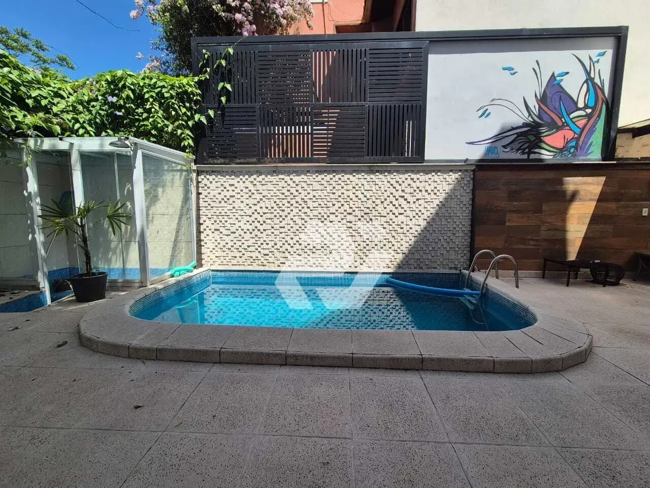 Casa mobiliada com 5 quartos e cozinha integrada a gás — photo 35