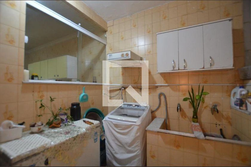Furnished 231 m² house with 3 bedrooms and a balcony — photo 18