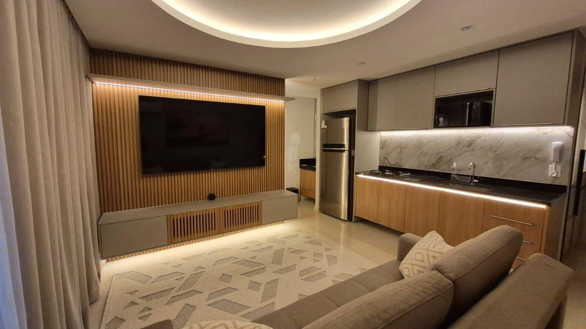 One-bedroom apartment in a building with a gym — photo 21