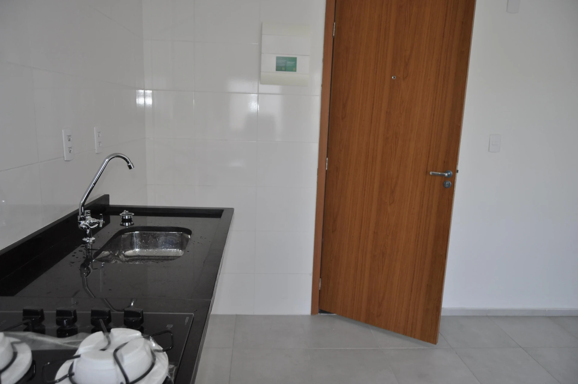 Mountain view in a 2-bedroom apartment, 42 m² — photo 7