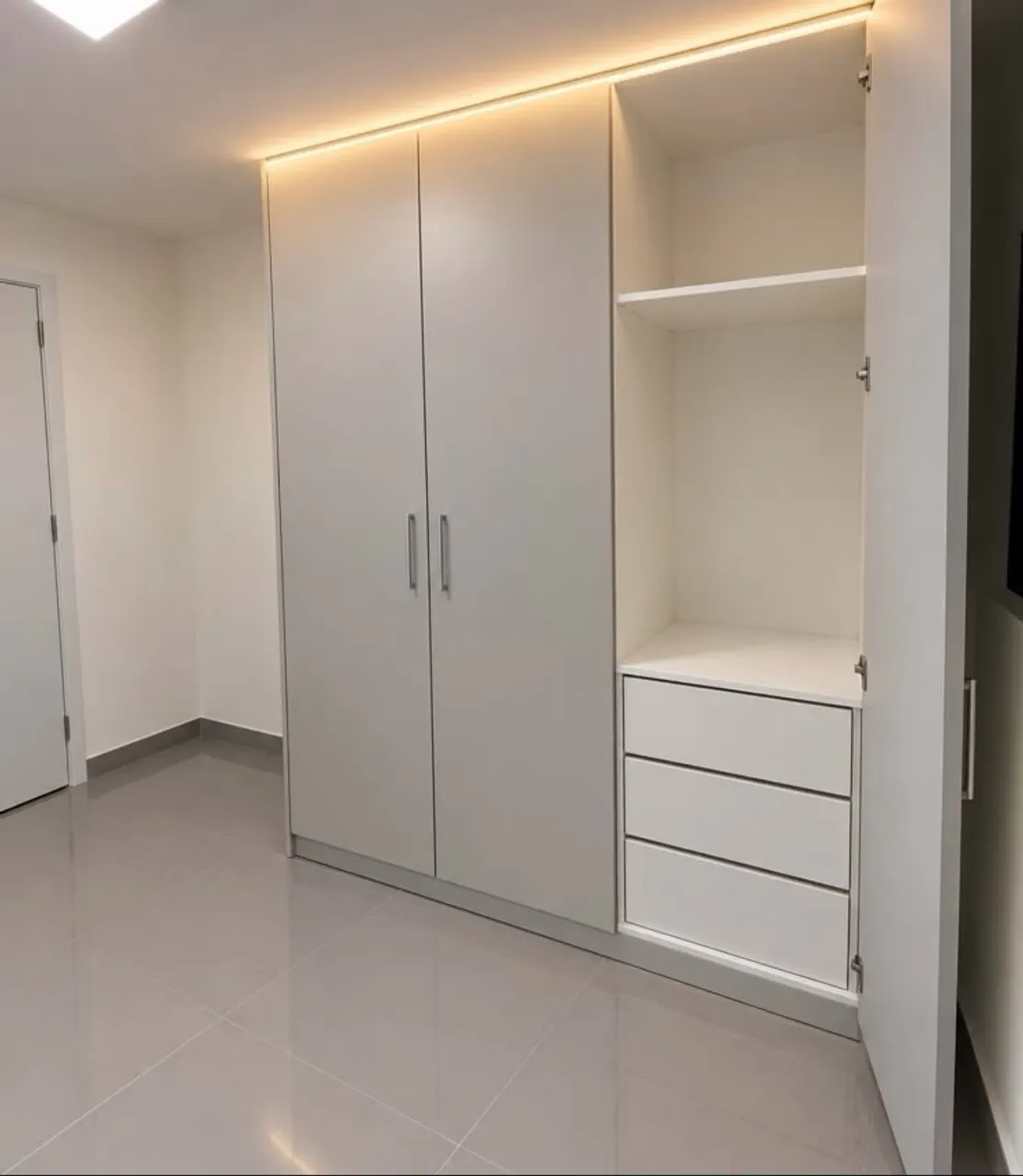 Apartamento com janelas do piso ao teto, Camorim — photo 10