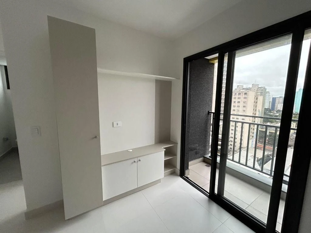 2-bedroom apartment with a washing machine — photo 37