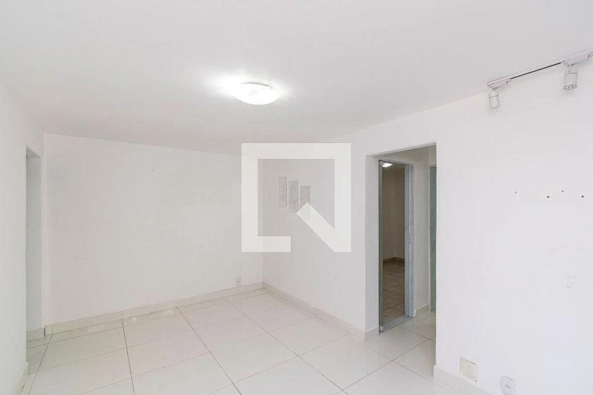 Apartamento de 2 quartos em condomínio com academia — photo 18
