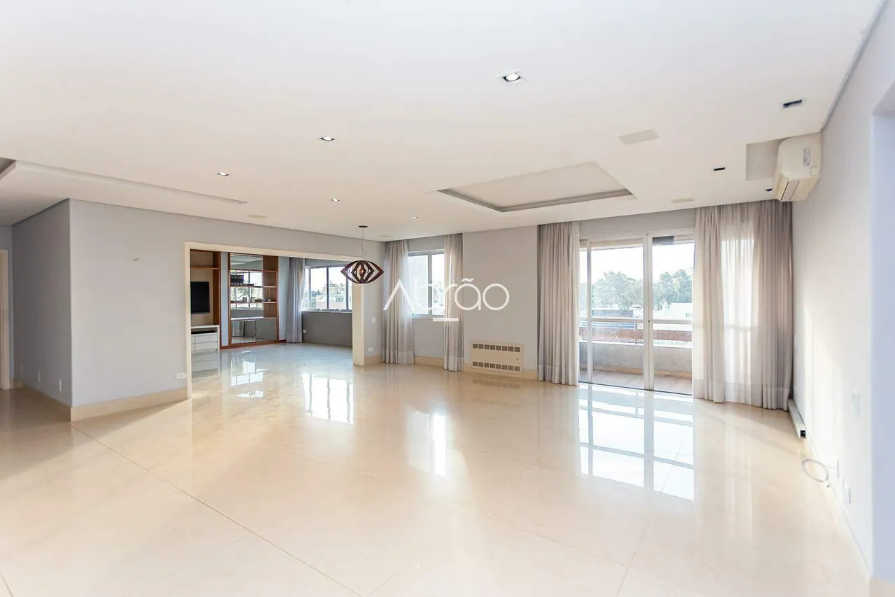 Apartment with 2 en-suite bedrooms and 256 m² — photo 2