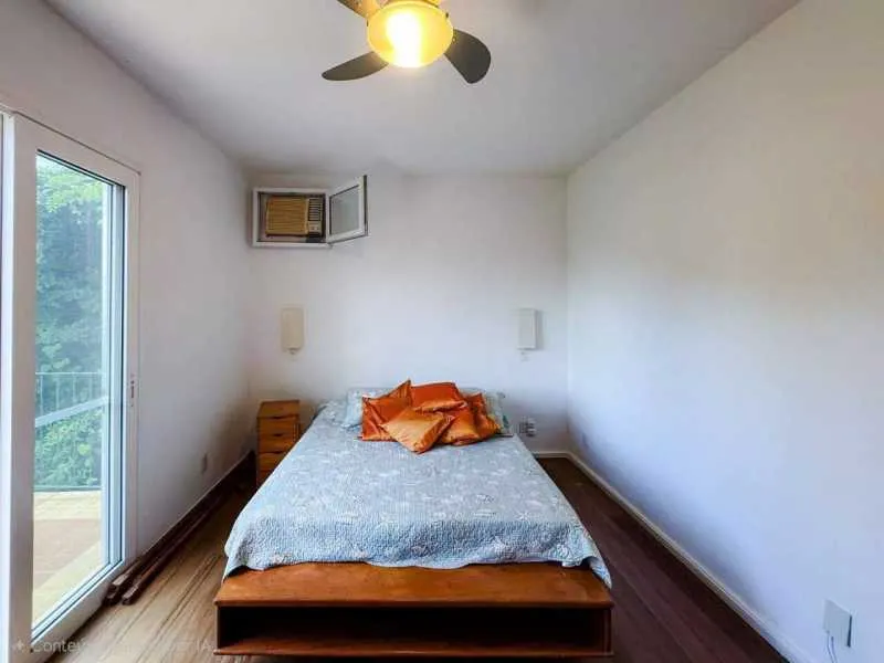 Casa triplex com 3 quartos e 5 banheiros — photo 4
