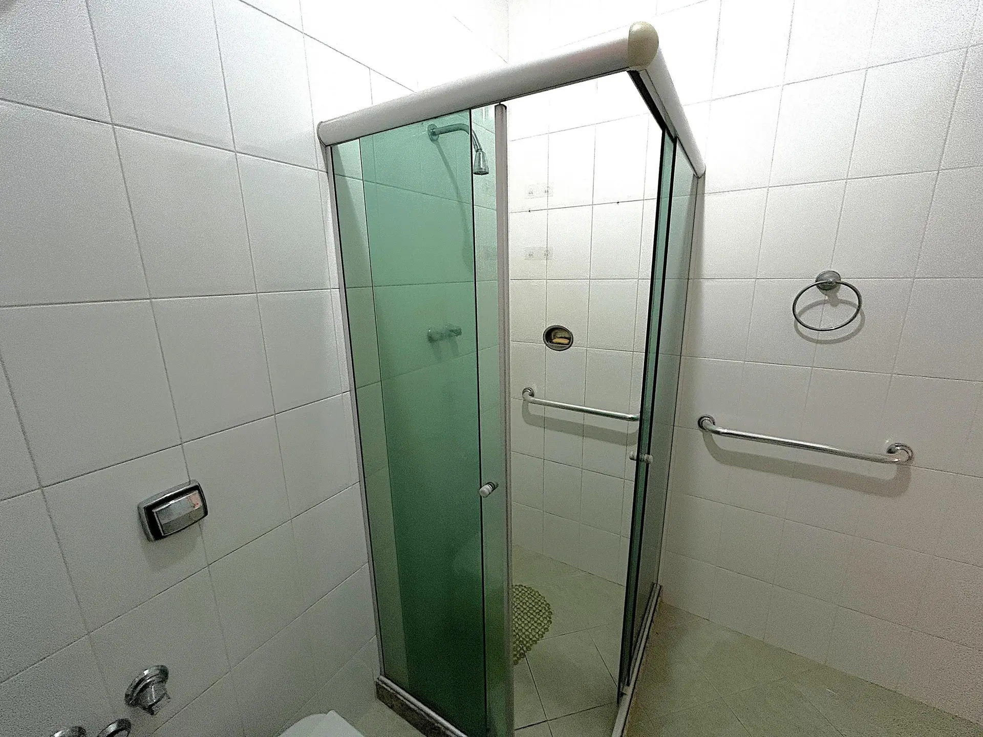 Apartamento sem mobília com 2 quartos e 1 banheiro — photo 26