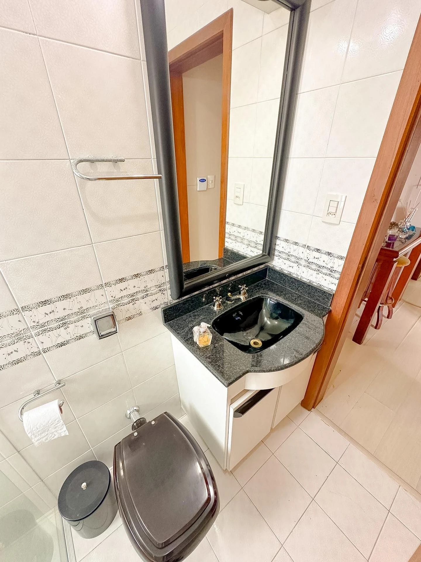 Furnished house, 250 m², with a bathtub — photo 69