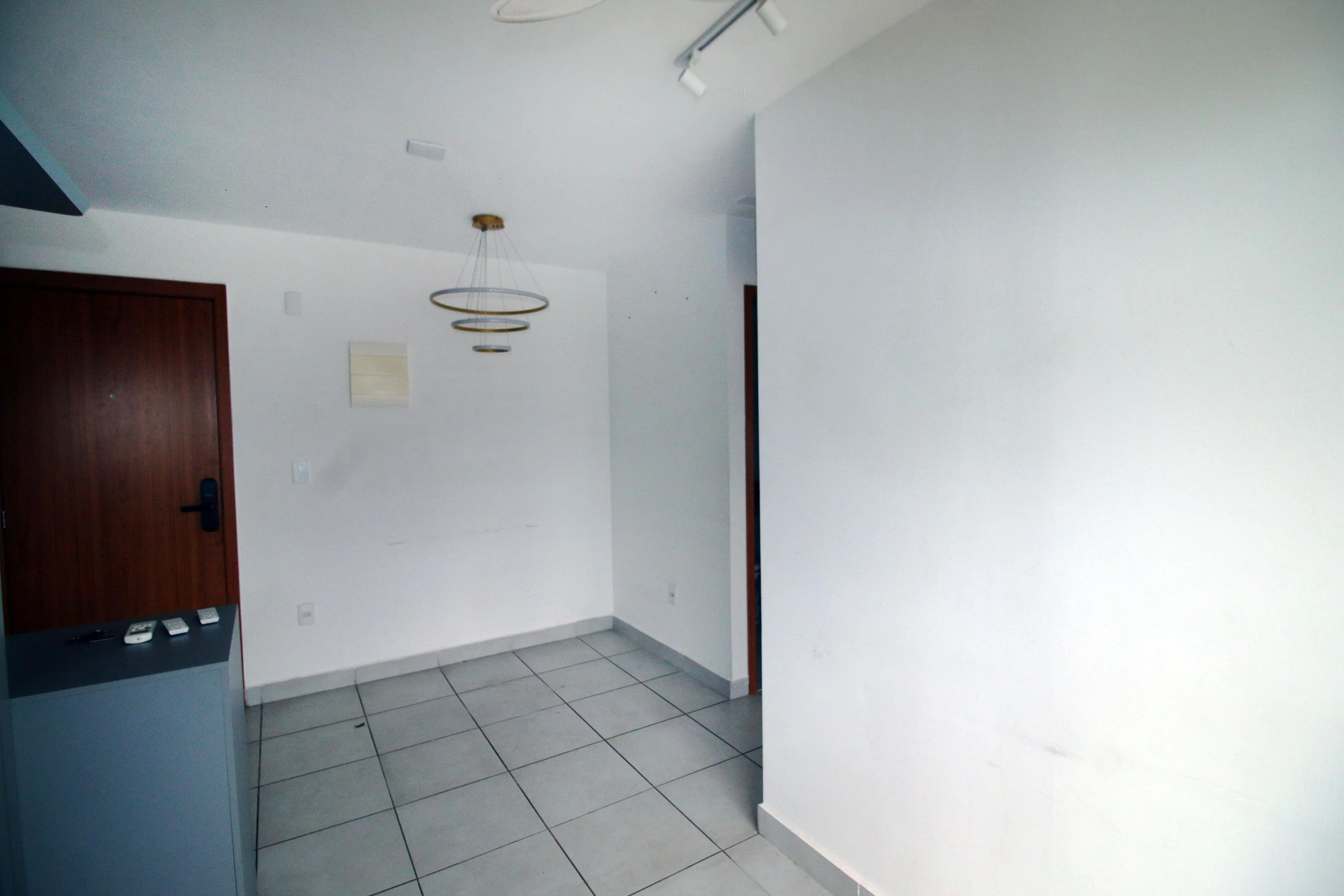2-bedroom apartment with a mountain view — photo 23