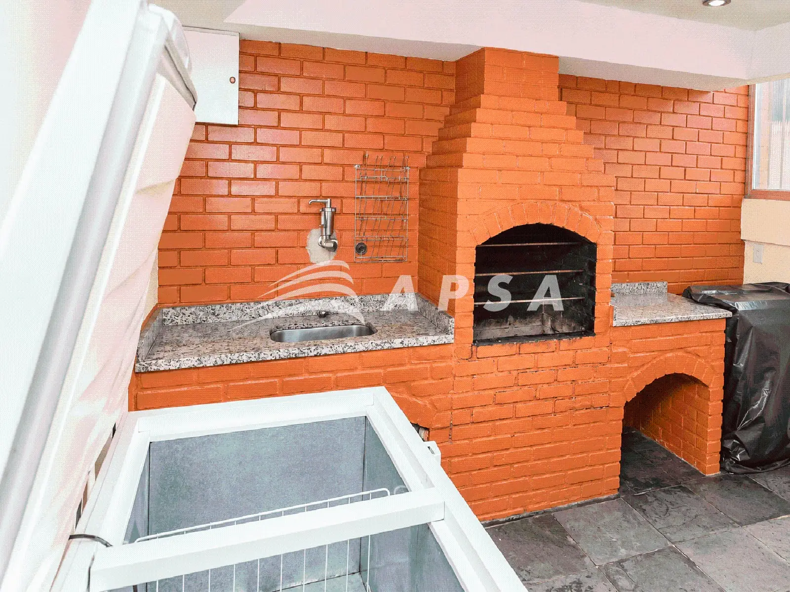 Квартира с 3 спальнями, в доме есть тренажёрный зал — photo 28