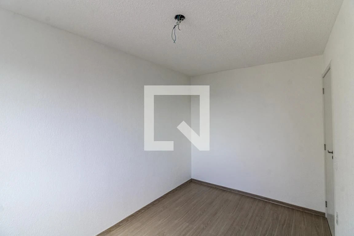 Apartamento de 2 quartos em condomínio com piscina — photo 22