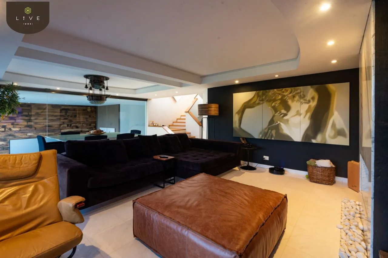 House with 4 bedrooms and mountain view — photo 10
