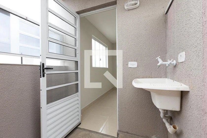 42 m² unfurnished 1-bedroom apartment with 1 parking — photo 10