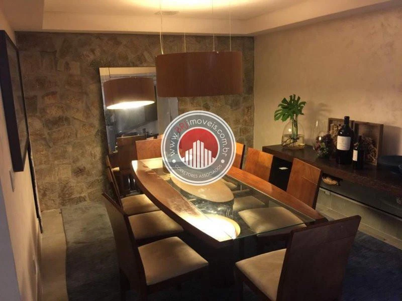 Ванна та 6 спалень: будинок 525 м² — photo 14