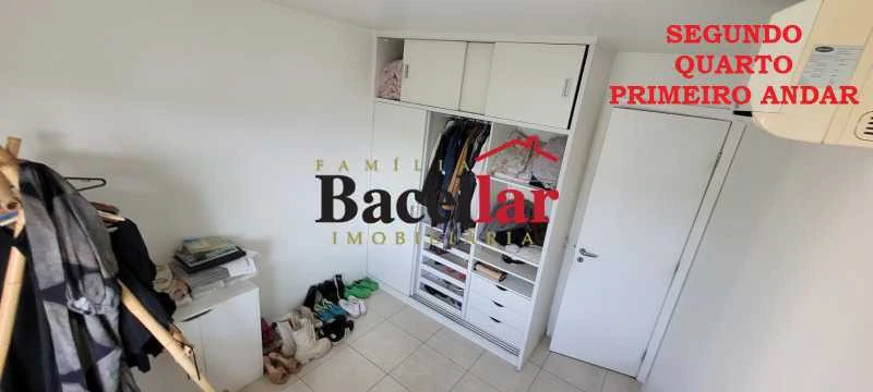 Furnished 203 m² apartment with enclosed balcony — photo 18