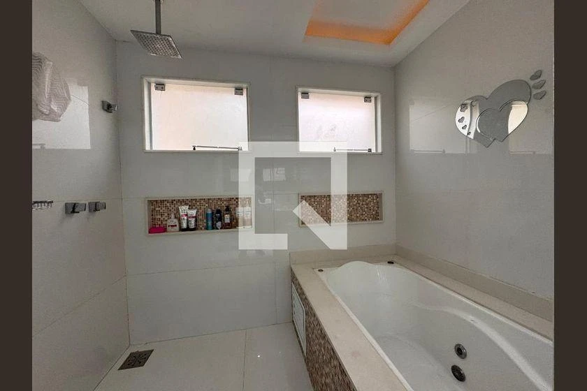 House, 382 m², with a bathtub — photo 11