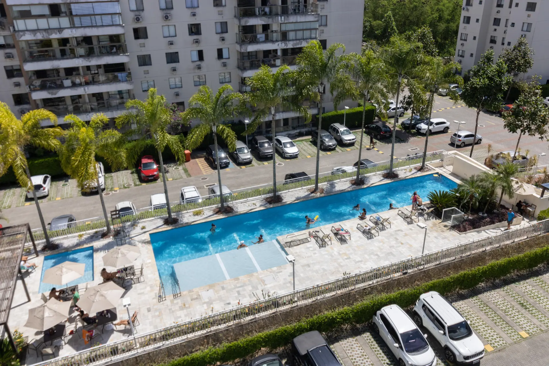 Apartamento mobiliado com 3 quartos e varanda e churrasqueira — photo 30