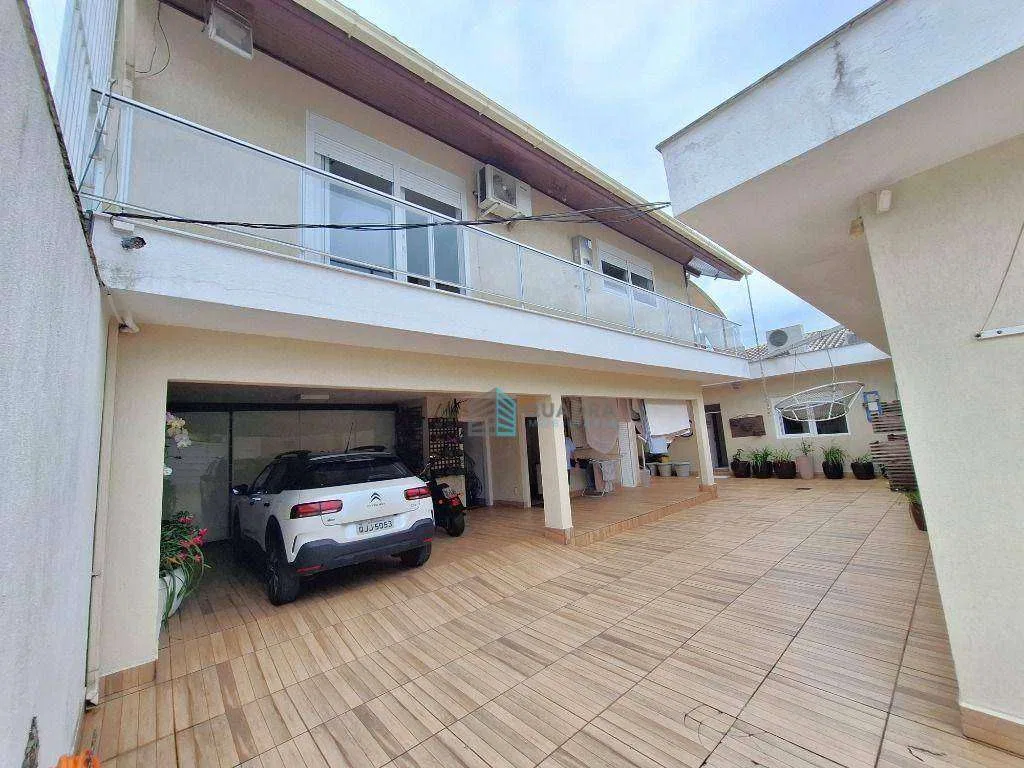 5-bedroom house with a private pool in Florianópolis — photo 25