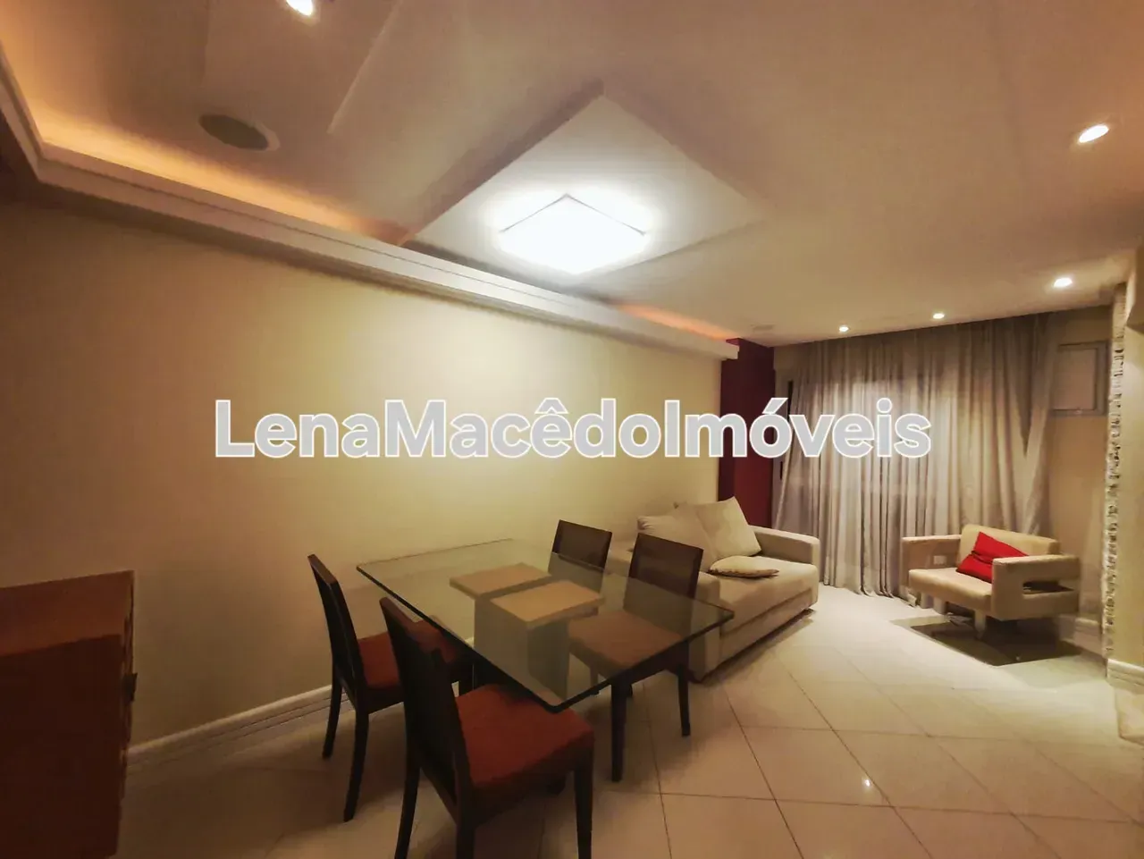 Apartamento com 2 quartos e 2 banheiros e 2 vagas — photo 3