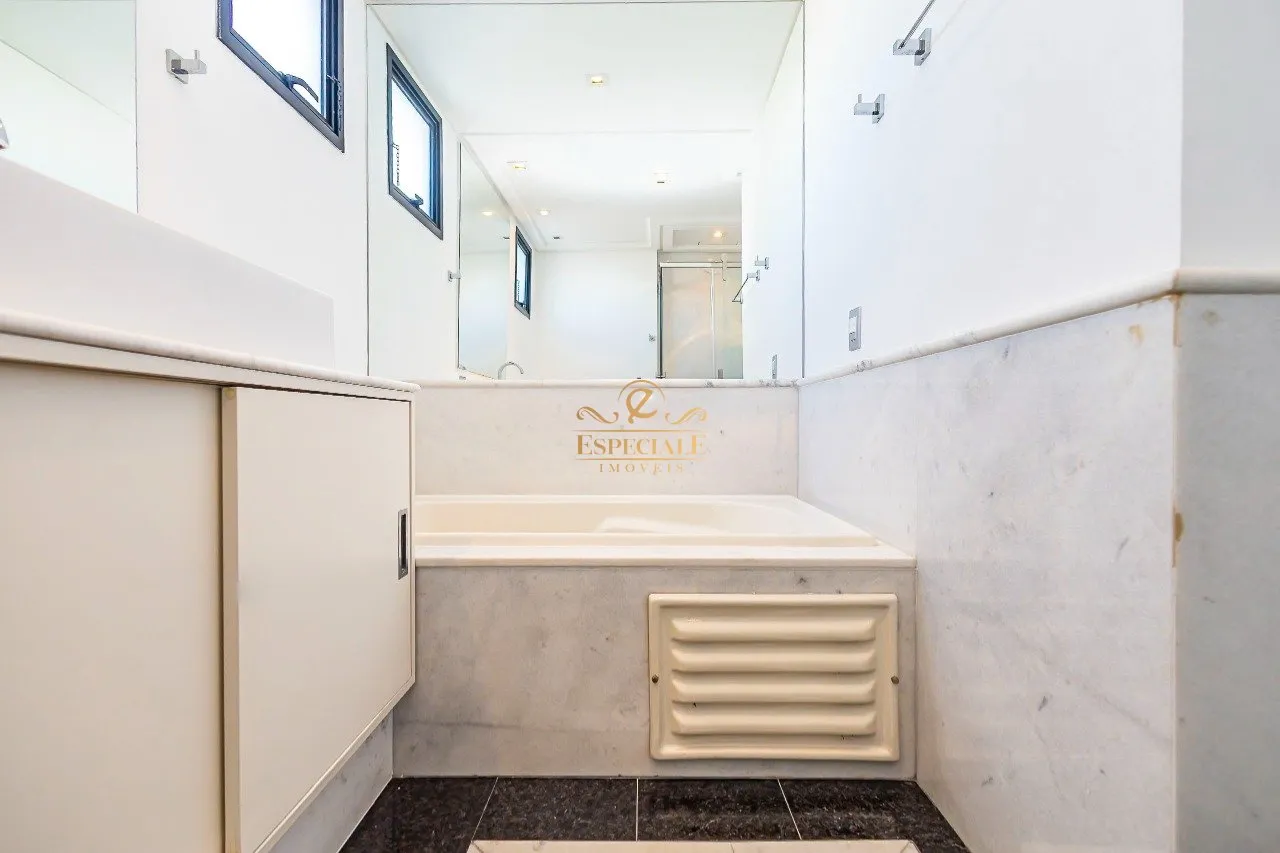 3-bedroom apartment with 5 bathrooms and 2 parking spaces — photo 37