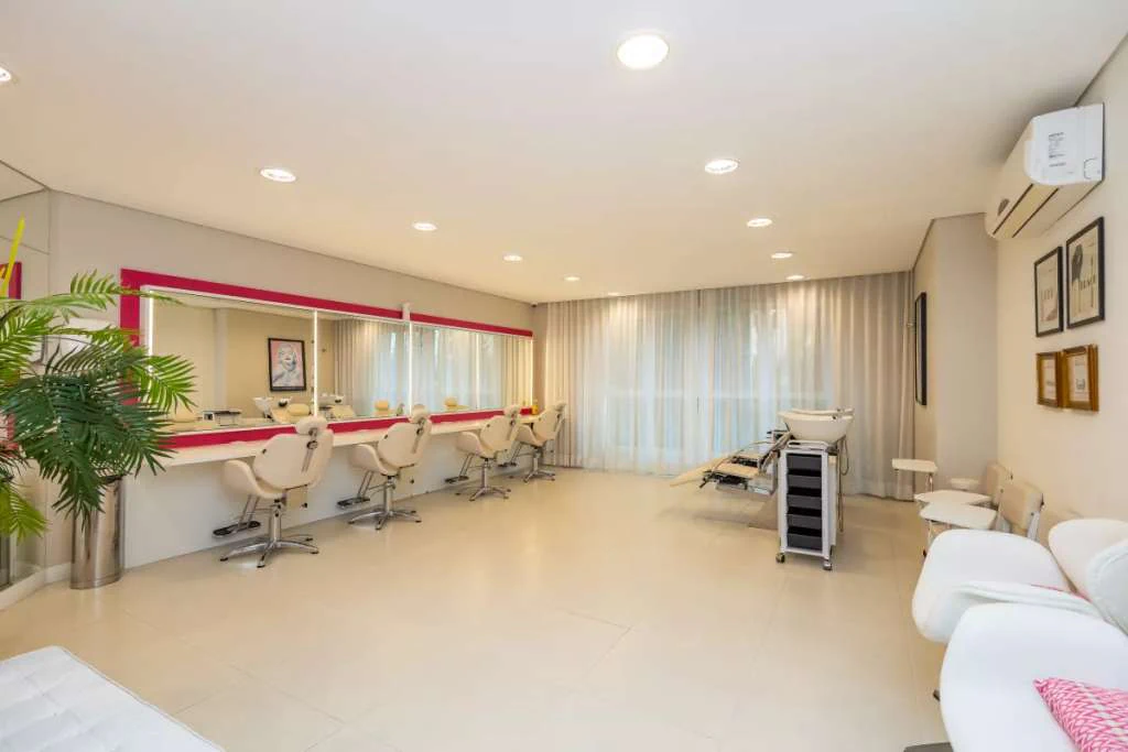 Apartamento amueblado de 2 dormitorios con 133,96 m² — photo 2