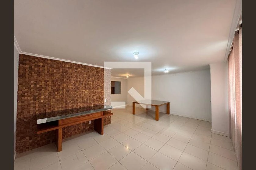 226 m² apartment with 4 bedrooms and a balcony grill — photo 15