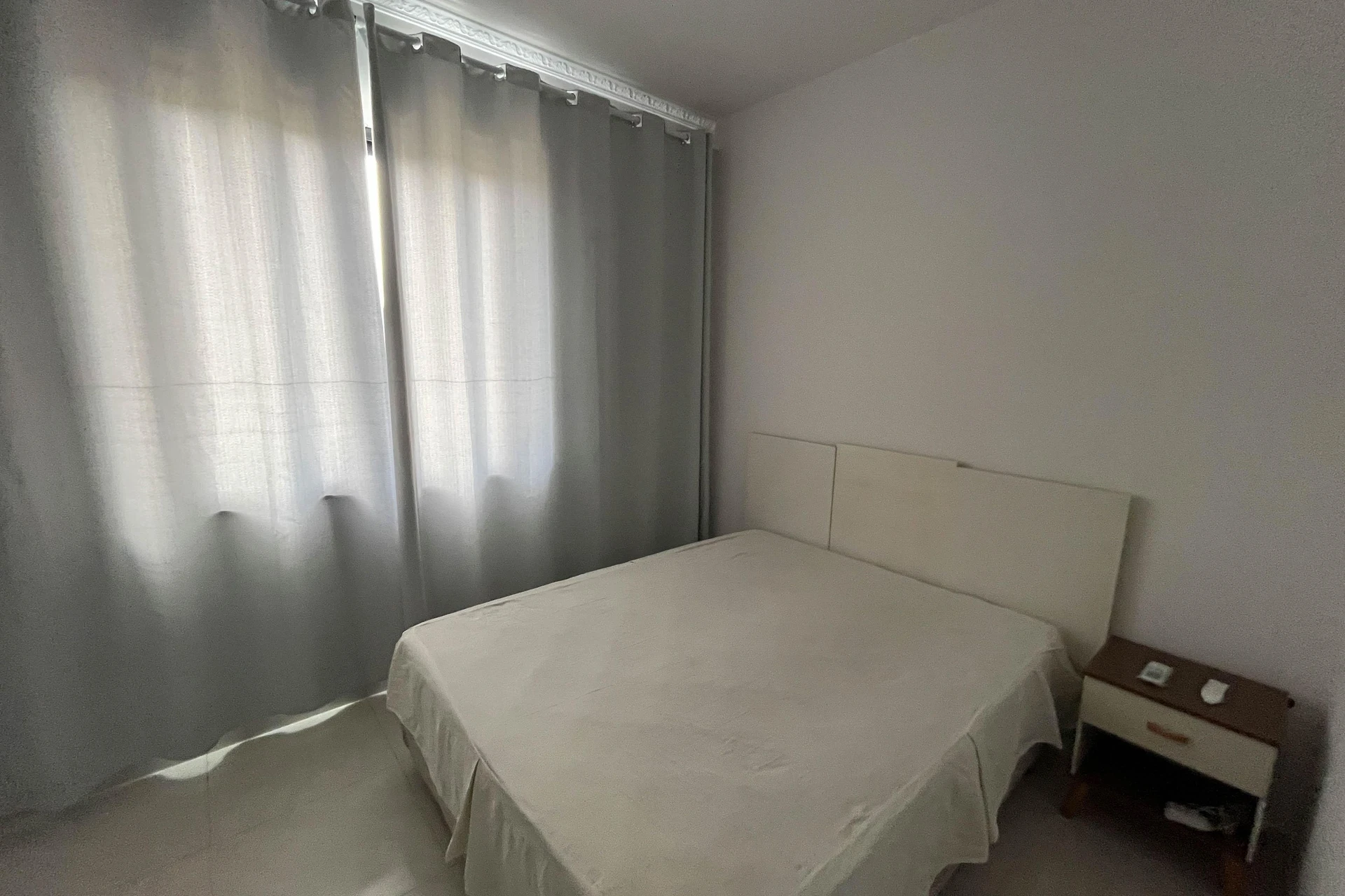 Furnished 1-bedroom apartment with no parking — photo 4