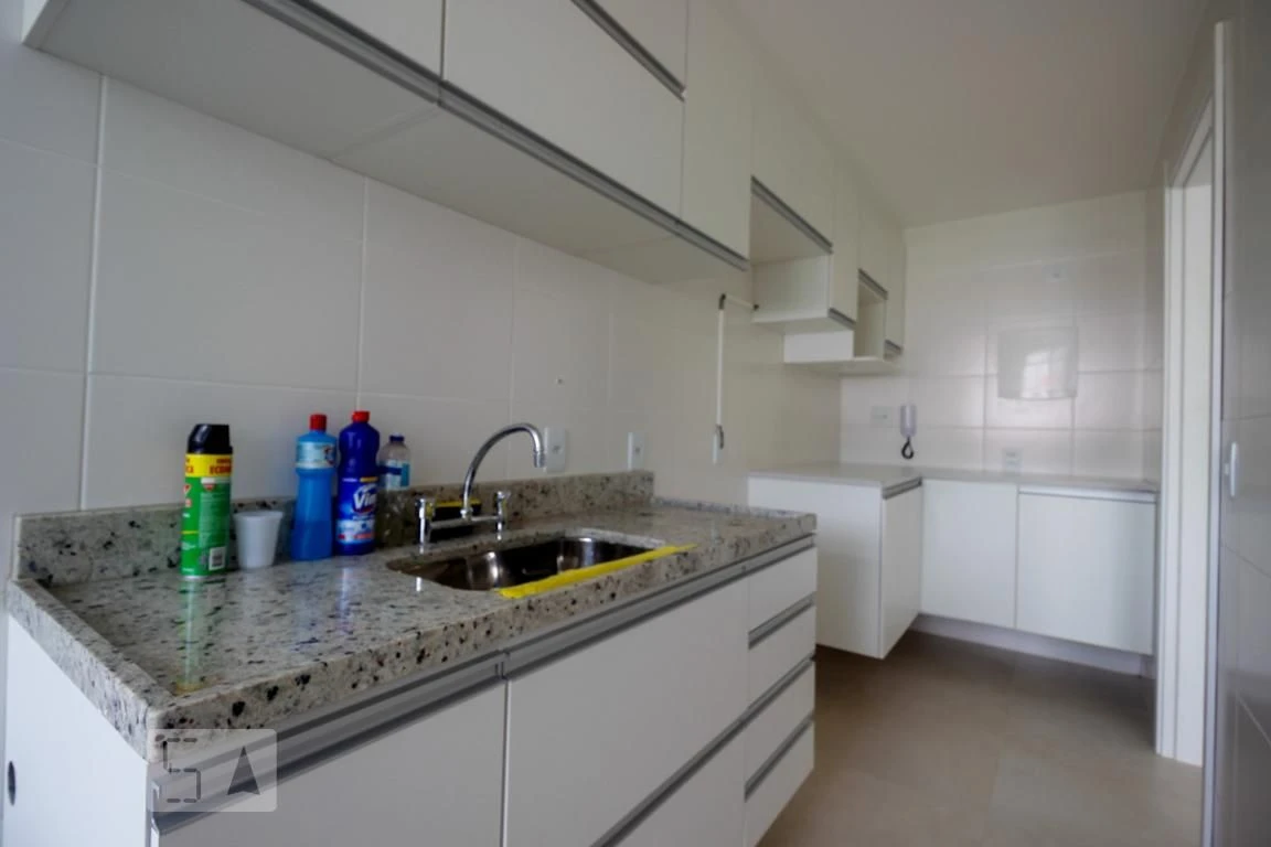2-bedroom apartment with a mountain view — photo 23